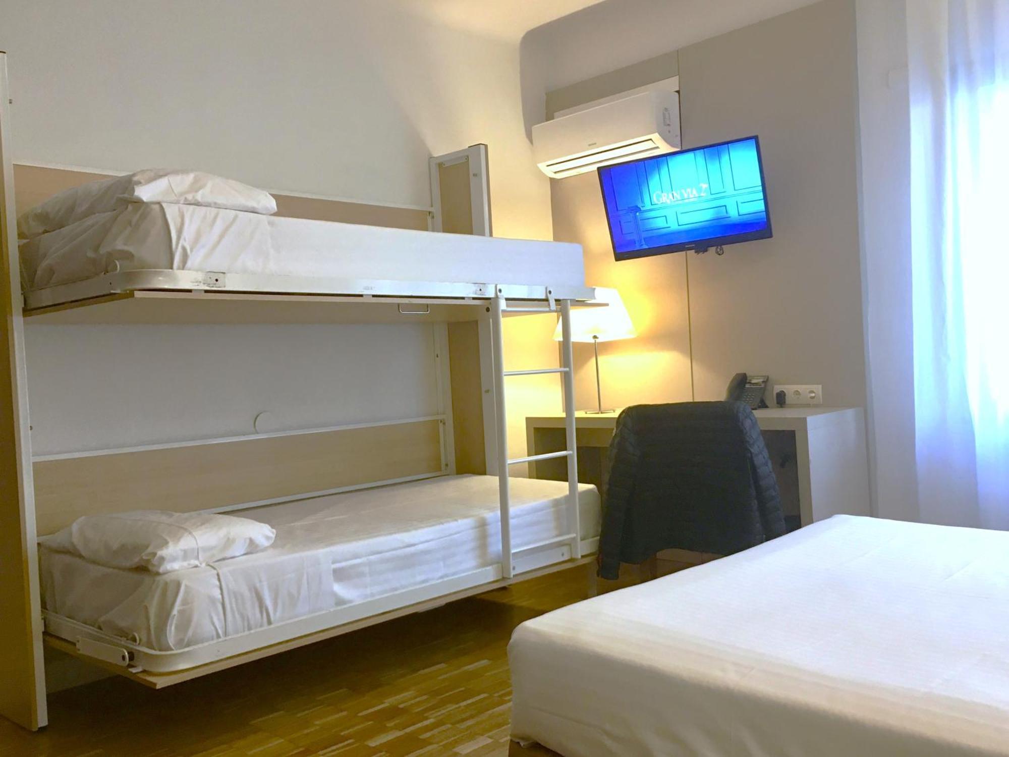 Deluxe Quadruple Room